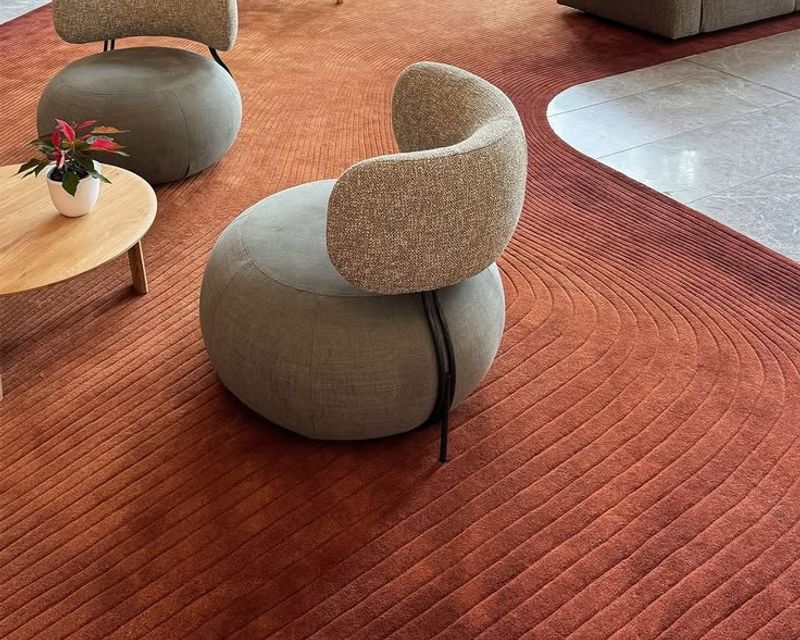 AREA RUGS